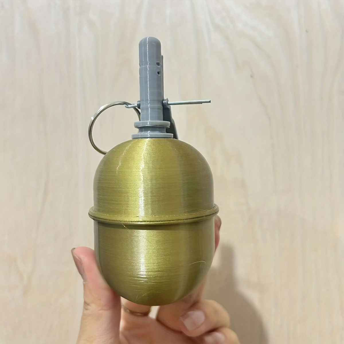 نموذج عسكري أخضر مطبوع ثلاثي ا - مراجعة 3D Printing Model Free وسعره